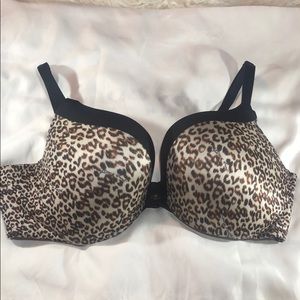 Sister got a boob job so I’m selling hella bras!